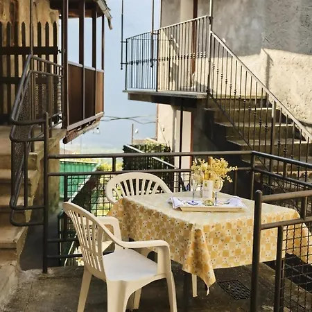 Ciceri Casa Beatrice Holiday home *